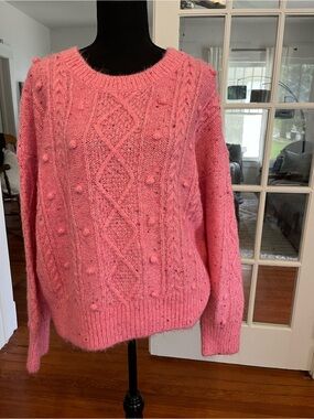 Old Navy Cable Knit Pom-Pom Sweater in Pink